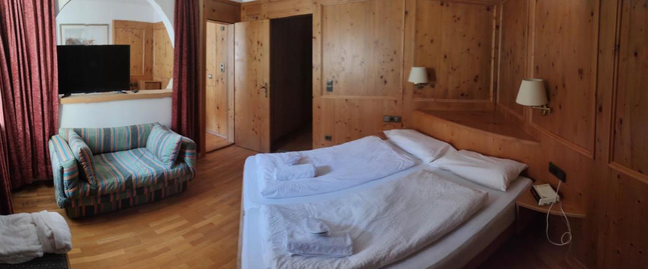 Hotel Sextnerhof Сесто Фиорентино Екстериор снимка