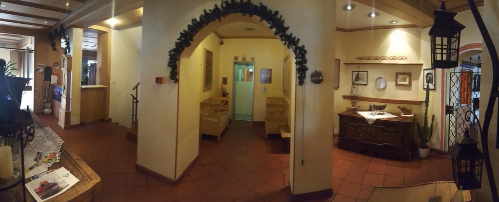 Hotel Sextnerhof Сесто Фиорентино Екстериор снимка